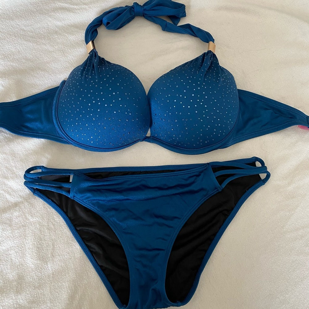 Victoria’s Secret halter top bikini